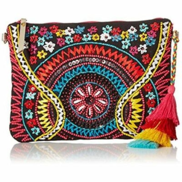 Betsey Johnson Handbags - Betsey Johnson Poolside Clutch Crossbody